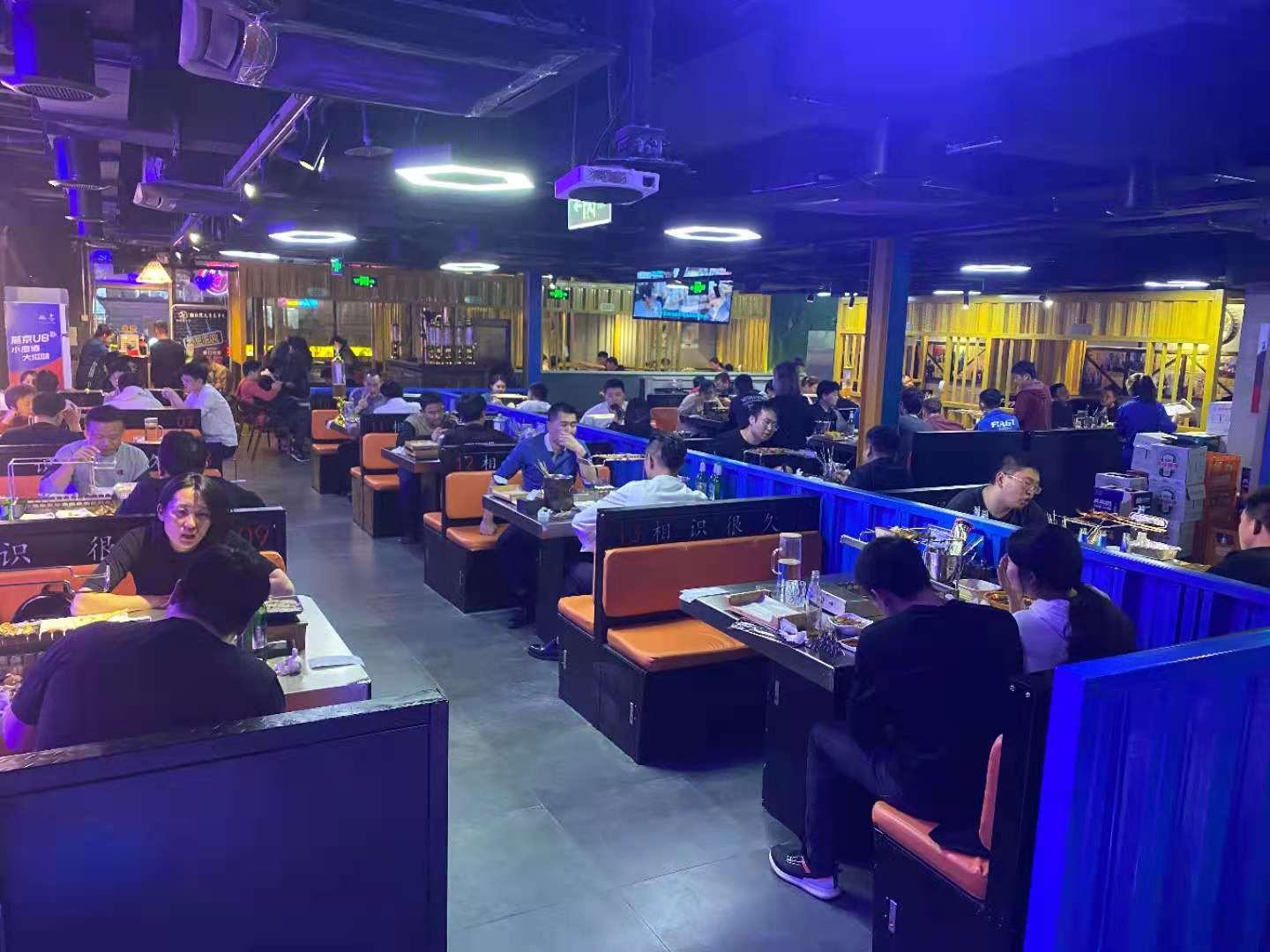 無煙燒烤店內(nèi)燒烤設(shè)備價格以及使用方法